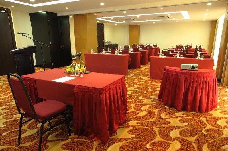 Sentral Riverview Hotel 3*