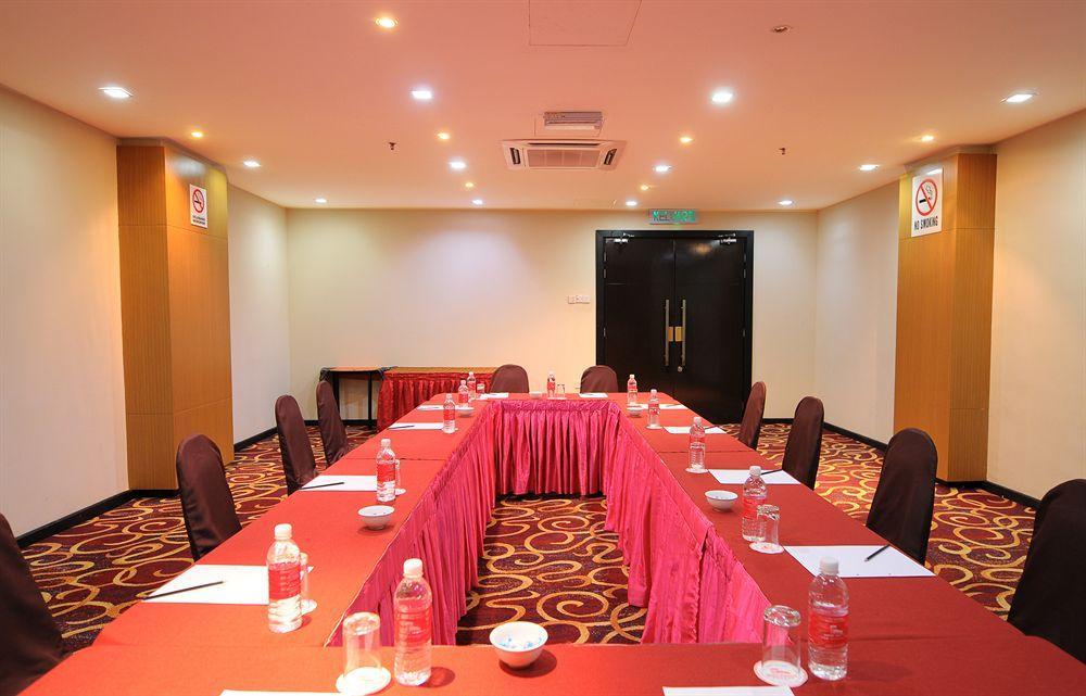 Sentral Riverview Hotel