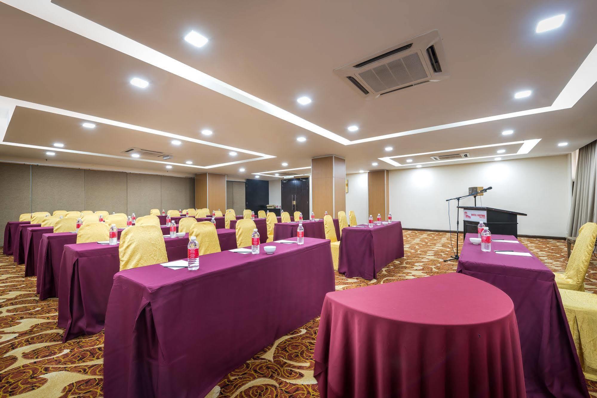 Sentral Riverview 3*